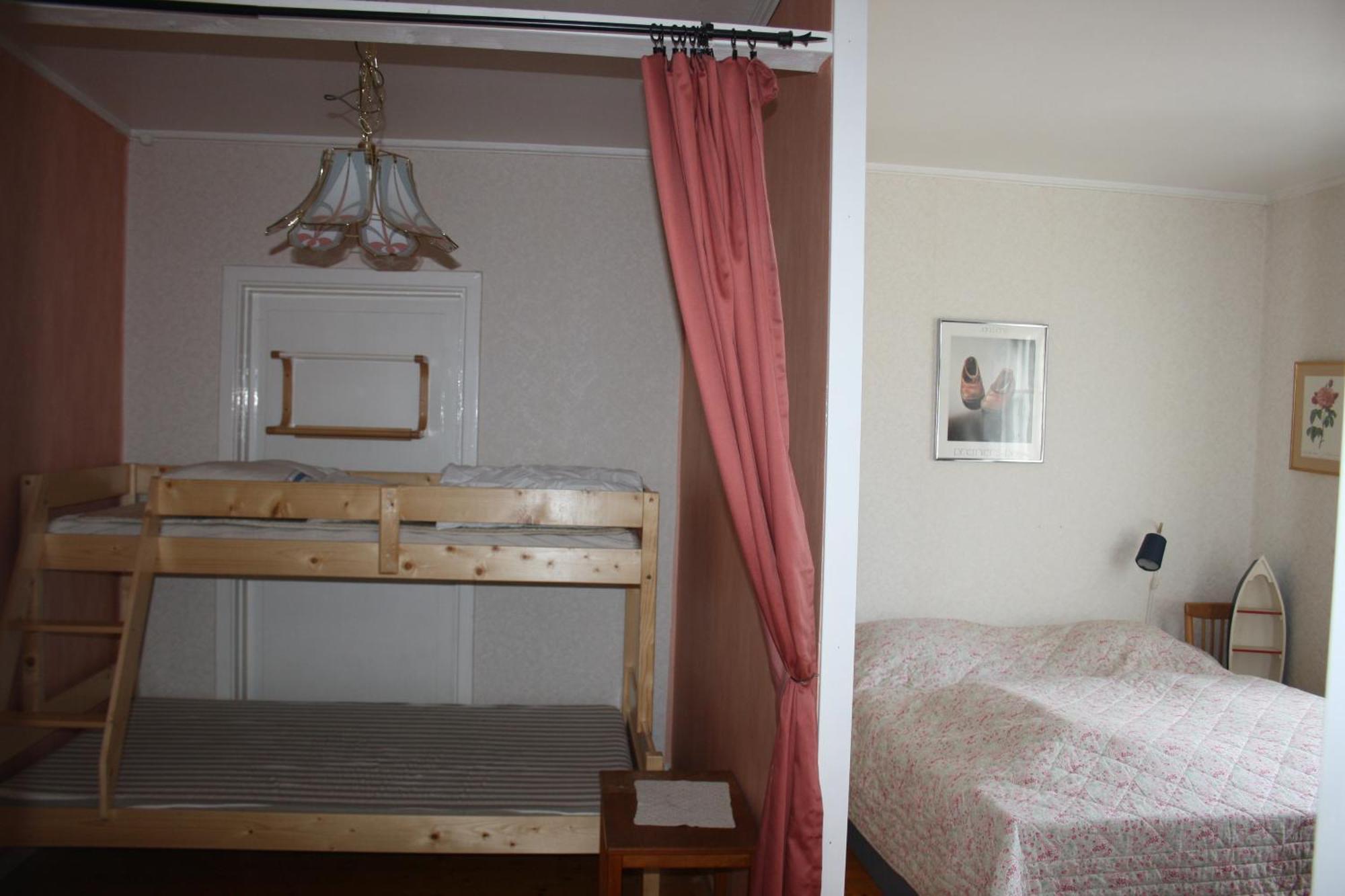 Tyforsgarden Apartment Mjolnartorpet Phòng bức ảnh